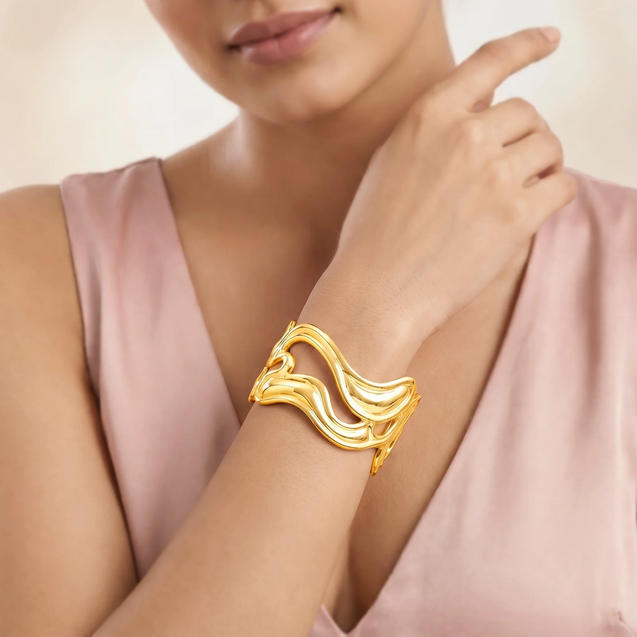 PRAO Bracelet Anti-Tarnish Sculptural Wave Cuff (Adjustable Size) - Image 3