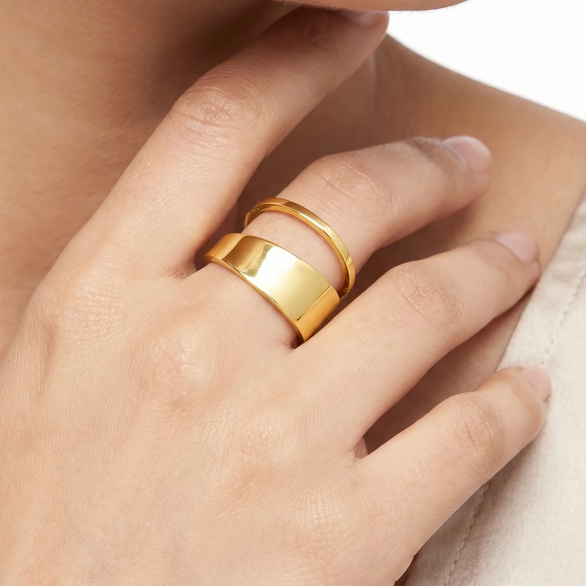 PRAO Ring Anti-Tarnish Sculptural Design (Adjustable Size) - Image 3