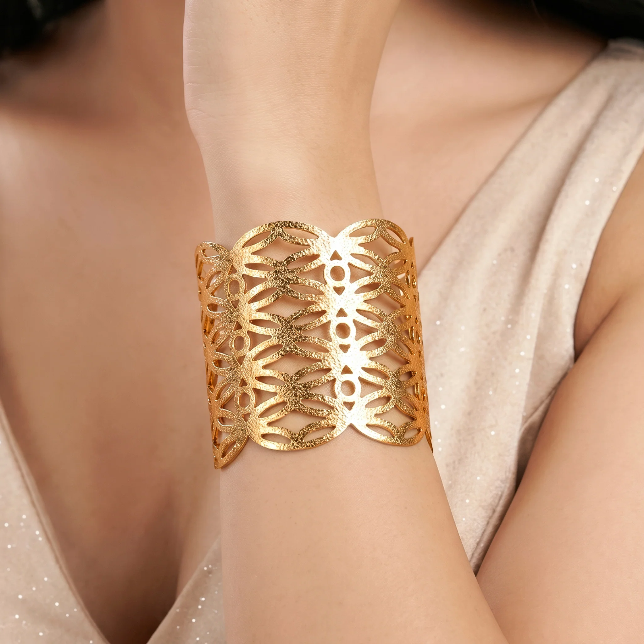 PRAO Bracelet Anti-Tarnish Filigree Geometric Cutout Cuff (Adjustable Size) - Image 2