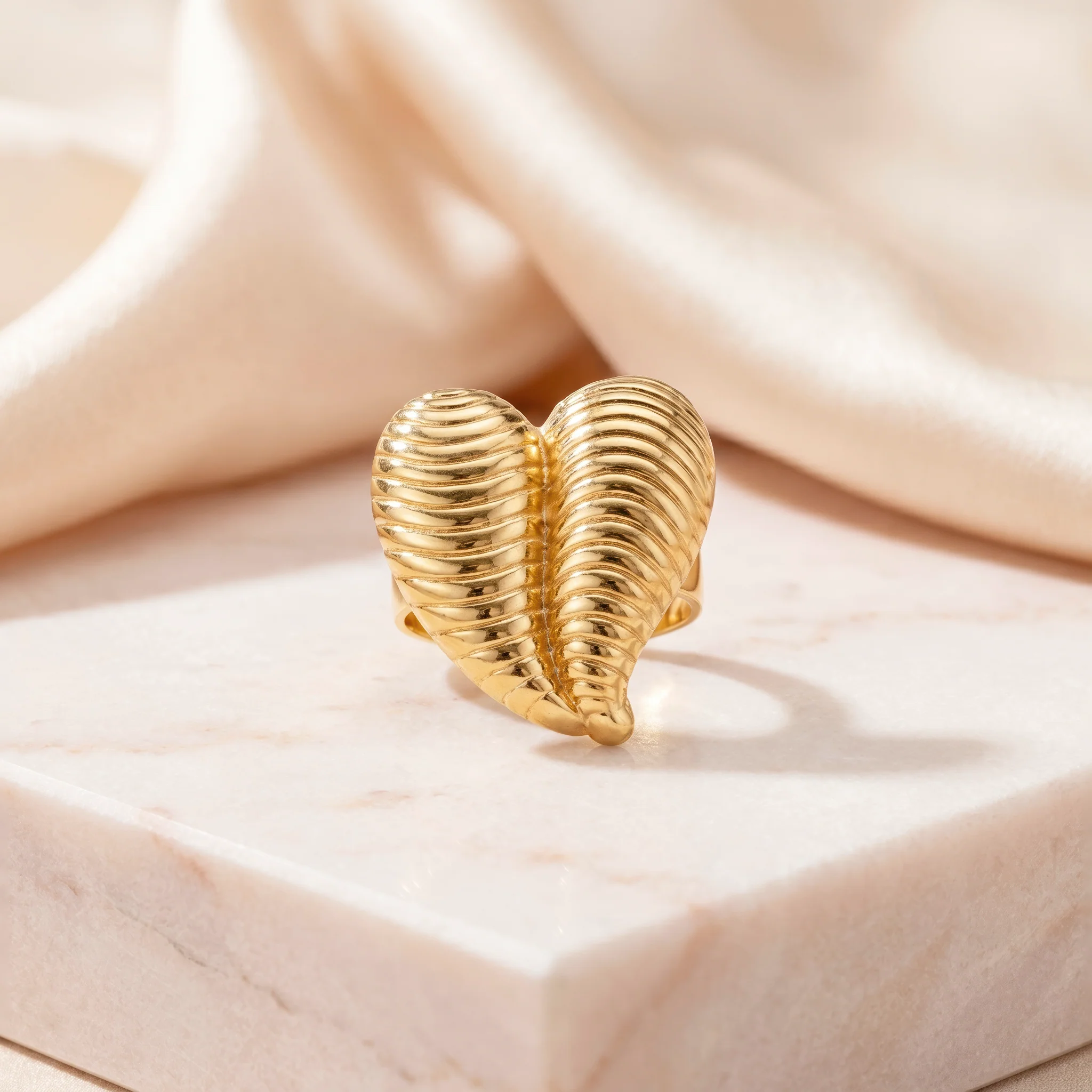 PRAO Ring Anti-Tarnish Ribbed Heart Texture (Adjustable Size) - Image 4