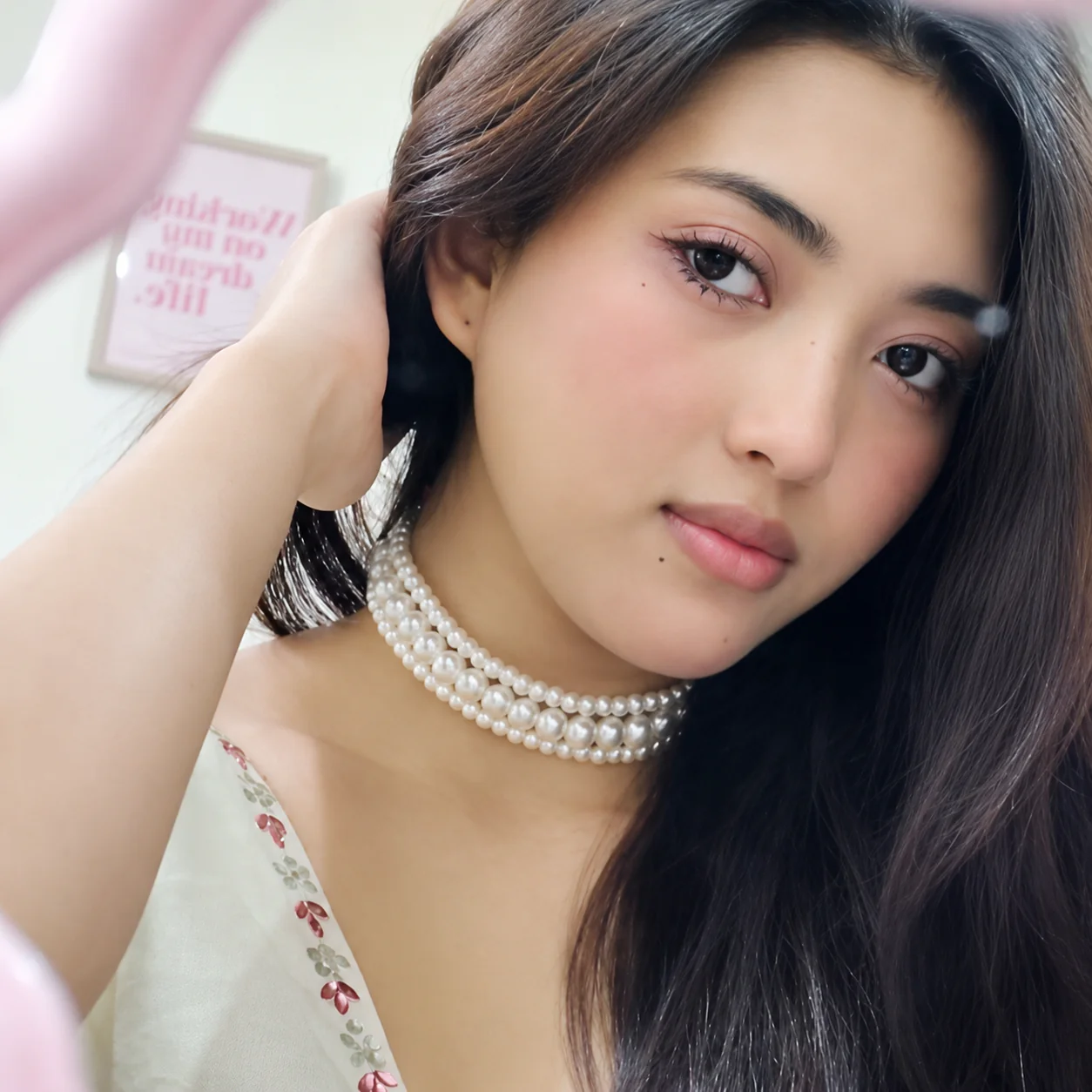 PRAO Necklace Triple Layer White Pearl Choker - Image 3