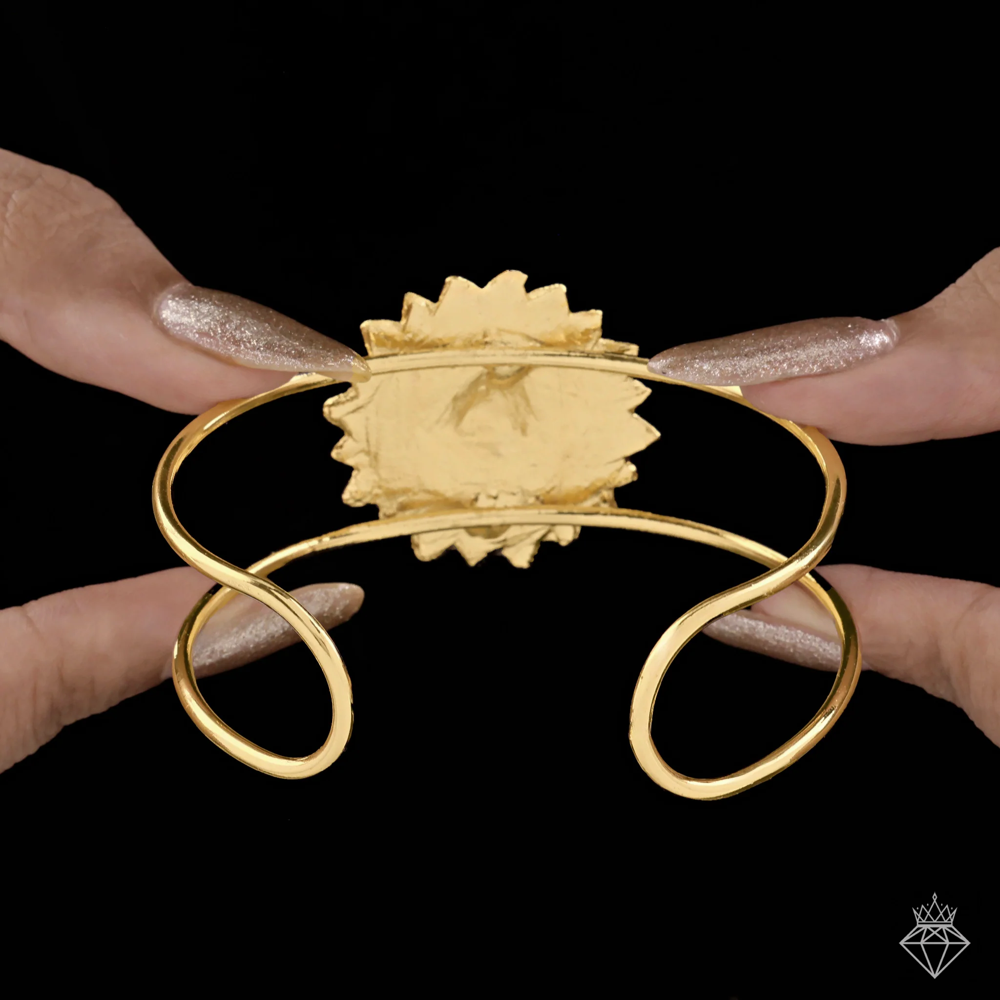 PRAO Bracelet Anti-Tarnish Golden Flower (Adjustable Size) - Image 4