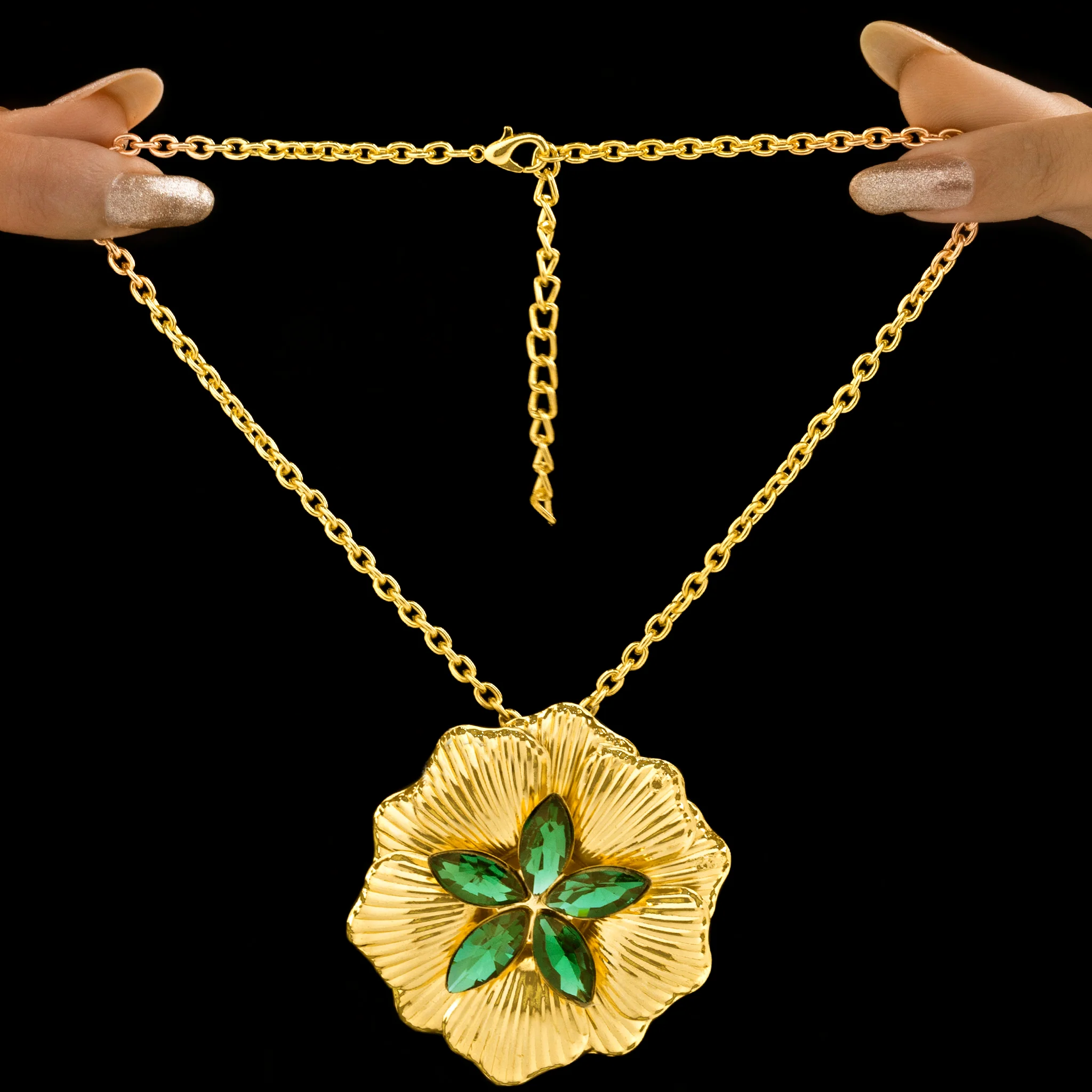PRAO Necklace Anti-Tarnish Emerald Flower - Image 3