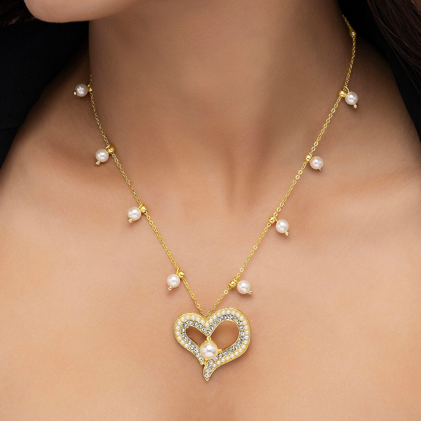 PRAO Necklace Anti-Tarnish Gold Plated Crystal Studded Heart With Pearls - Image 3