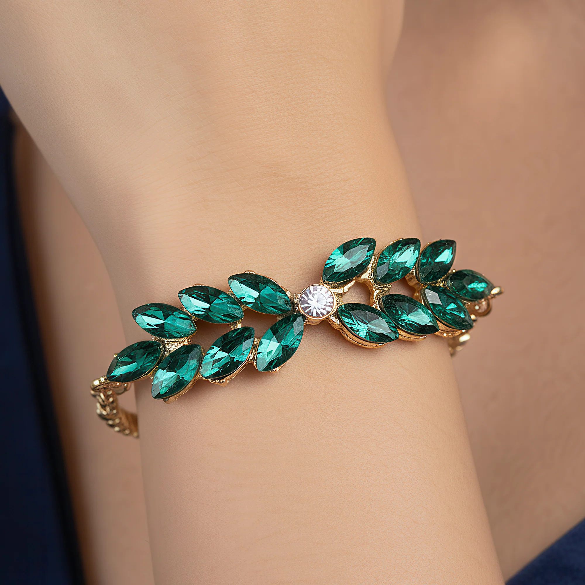 PRAO Bracelet  Anti-Tarnish Marquise Crystal Leafy-Style Chain (Adjustable Size) - Image 4