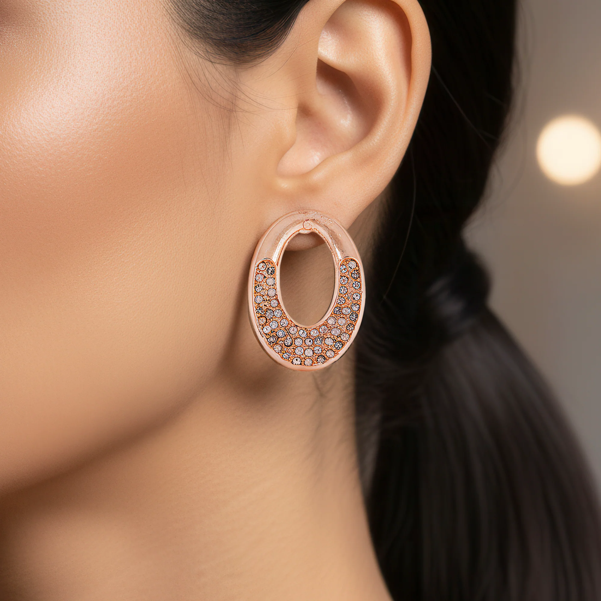 PRAO Necklace Anti-Tarnish Hollow Studded Oval Pendant Set With Earrings - Image 4