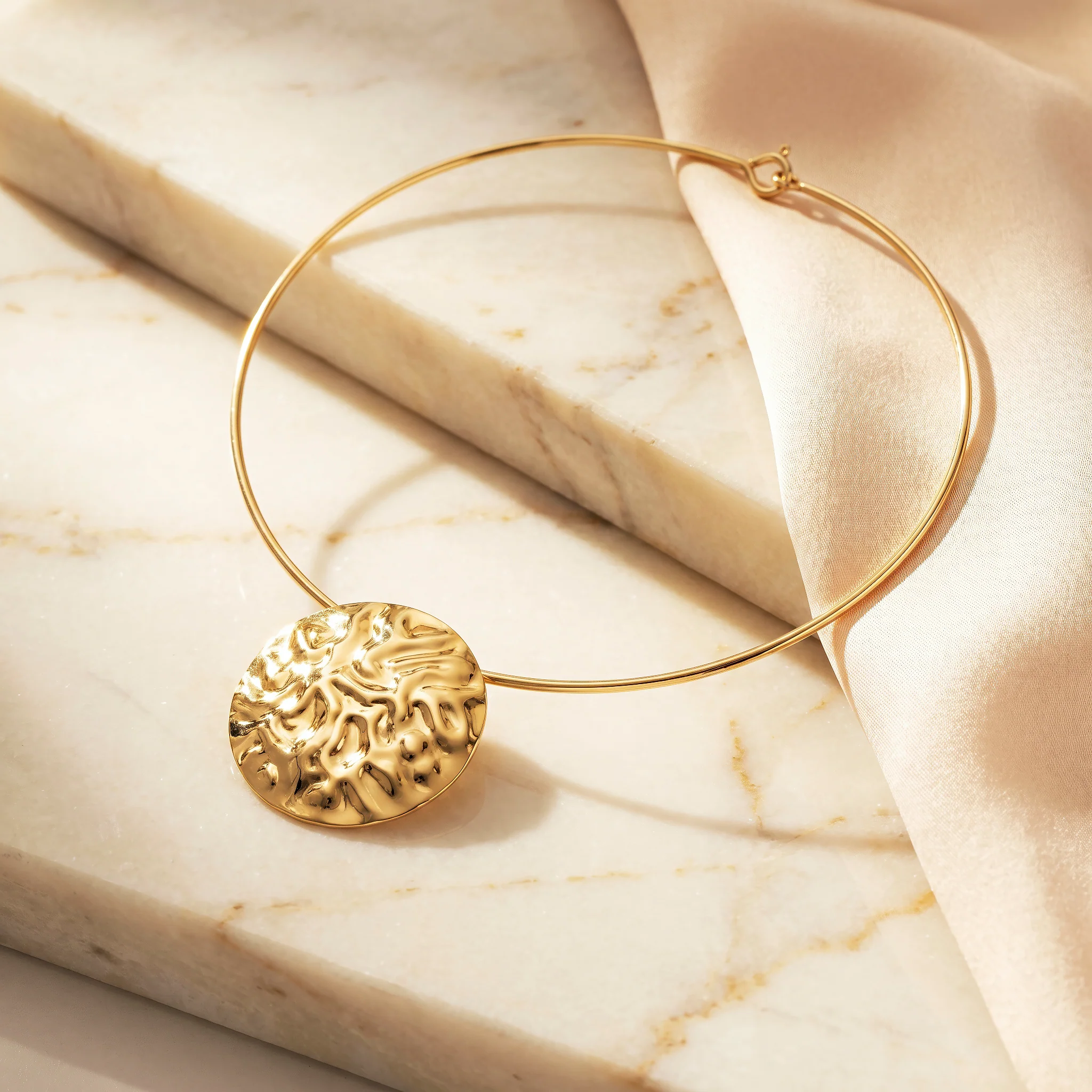 PRAO Necklace Anti-Tarnish Hammered Coin Gold-Plated Hasli Pendant - Image 5