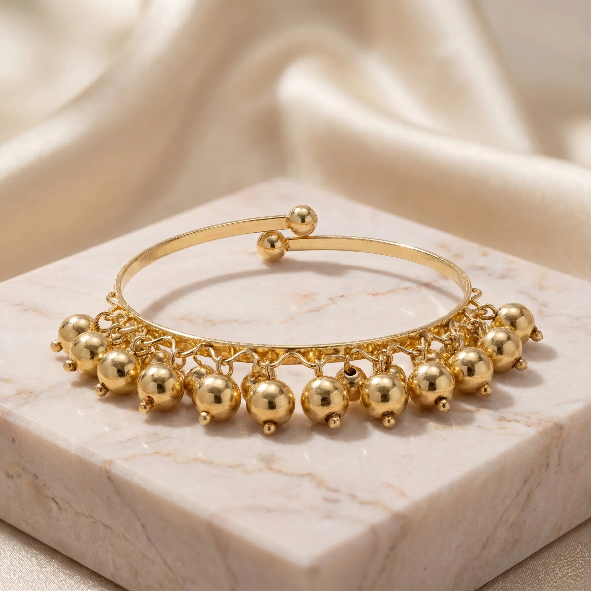 PRAO Bracelet Anti-Tarnish Golden Ball Bunch Openable Bangle (Adjustable Size) - Image 4